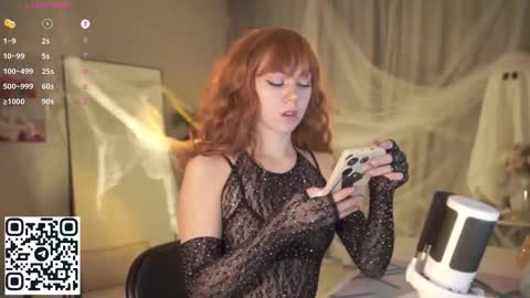 Snapshot of justbarbie chatting on 10-28-25, 11:25 Alexa online show from 10-28-25, 11:25