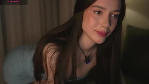 Snapshot of justbarbie_new_ chatting on 04-29-26, 07:20 Katarina online show from 04-29-26, 07:20