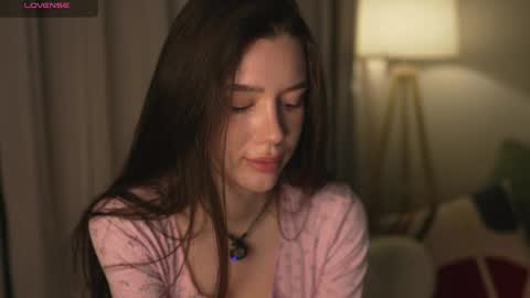 Snapshot of justbarbie_new_ chatting on 04-30-26, 08:57 Katarina online show from 04-30-26, 08:57