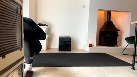 Snapshot of justbecauseiloveit chatting on 01-09-26, 11:46 Billie B William online show from 01-09-26, 11:46