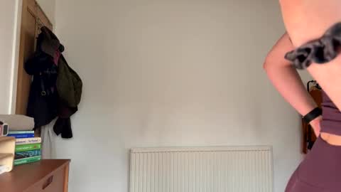 Snapshot of justbecauseiloveit chatting on 03-30-26, 08:59 Billie B William online show from 03-30-26, 08:59