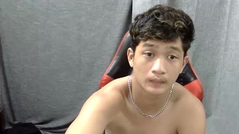 Snapshot of justcallme_cyril chatting on 05-12-26, 12:41 Cyril online show from 05-12-26, 12:41