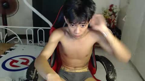 Snapshot of justcallme_jade chatting on 01-18-26, 04:22 Jade online show from 01-18-26, 04:22