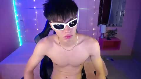 Snapshot of justin_grayy_ chatting on 09-16-25, 08:43 Justin online show from 09-16-25, 08:43