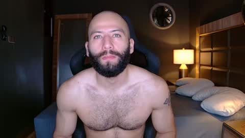 Snapshot of justin_hton chatting on 01-16-25, 11:37 Justin online show from 01-16-25, 11:37