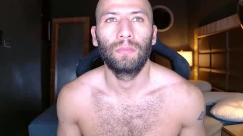 Snapshot of justin_hton chatting on 02-24-25, 10:26 Justin online show from 02-24-25, 10:26