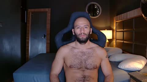 Snapshot of justin_hton chatting on 02-25-25, 12:13 Justin online show from 02-25-25, 12:13