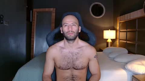 Snapshot of justin_hton chatting on 03-07-25, 09:29 Justin online show from 03-07-25, 09:29