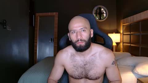 Snapshot of justin_hton chatting on 09-15-25, 11:54 Justin online show from 09-15-25, 11:54