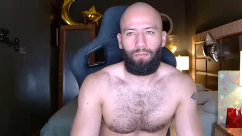 Snapshot of justin_hton chatting on 11-11-25, 12:54 Justin online show from 11-11-25, 12:54