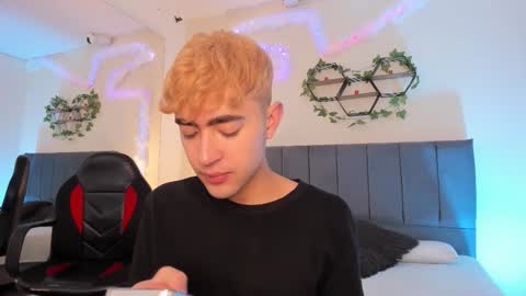 Justin online show from 10-30-25, 11:22