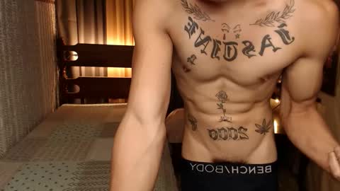 justine_hunk online show from 01-10-25, 07:25