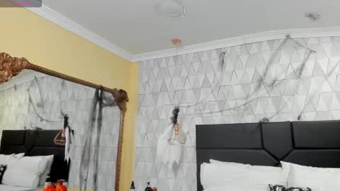 Justine online show from 11-03-25, 03:52