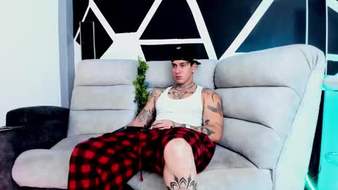 justinfuller_31 online show from 10-10-25, 07:13