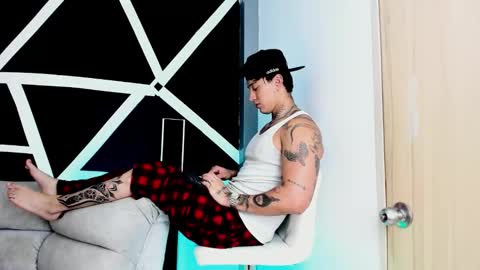 justinfuller_31 online show from 10-17-25, 06:54