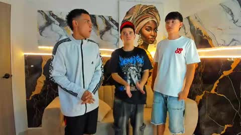 justingtime21 online show from 05-18-26, 09:31