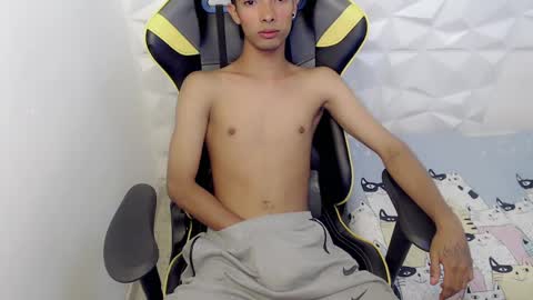 J U S T I N online show from 02-25-25, 07:03