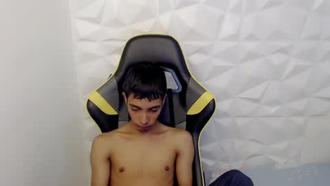 J U S T I N online show from 02-26-25, 06:32