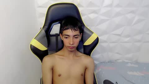 J U S T I N online show from 03-12-25, 10:17