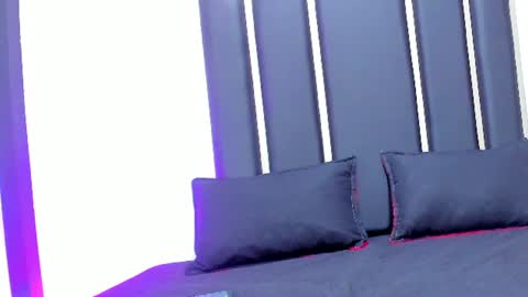 JustinOrtiz   online show from 07-12-26, 04:14