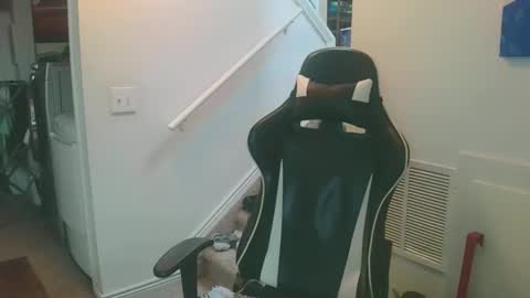 justintym69 online show from 04-11-26, 08:46