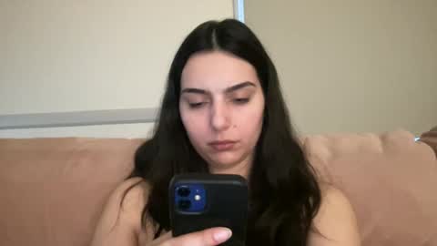 Snapshot of justjessiedirtygirl chatting on 12-03-24, 12:02 Jess online show from 12-03-24, 12:02