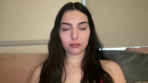 Snapshot of justjessiedirtygirl chatting on 12-04-24, 11:46 Jess online show from 12-04-24, 11:46