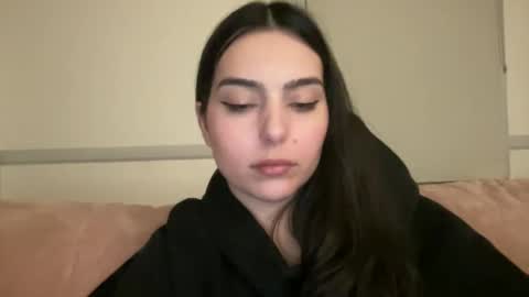 Snapshot of justjessiedirtygirl chatting on 12-14-24, 01:28 Jess online show from 12-14-24, 01:28