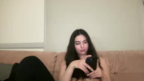 Snapshot of justjessiedirtygirl chatting on 12-14-24, 10:56 Jess online show from 12-14-24, 10:56