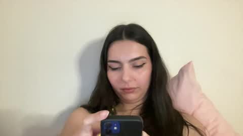 Snapshot of justjessiedirtygirl chatting on 01-01-25, 02:52 Jess online show from 01-01-25, 02:52