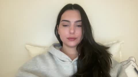 Snapshot of justjessiedirtygirl chatting on 01-07-25, 02:42 Jess online show from 01-07-25, 02:42