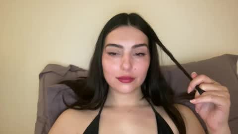 Snapshot of justjessiedirtygirl chatting on 01-12-25, 08:25 Jess online show from 01-12-25, 08:25