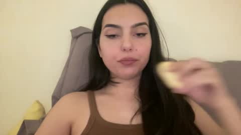 Snapshot of justjessiedirtygirl chatting on 01-15-25, 06:01 Jess online show from 01-15-25, 06:01