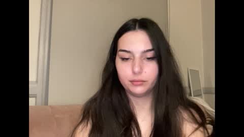 Snapshot of justjessiedirtygirl chatting on 09-12-25, 04:23 Jess online show from 09-12-25, 04:23