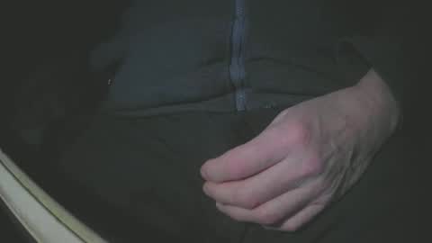 Snapshot of justme39057 chatting on 12-18-24, 05:00 Justme39057 online show from 12-18-24, 05:00