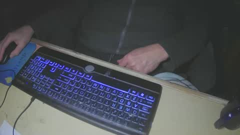 Snapshot of justme39057 chatting on 01-12-25, 05:11 Justme39057 online show from 01-12-25, 05:11