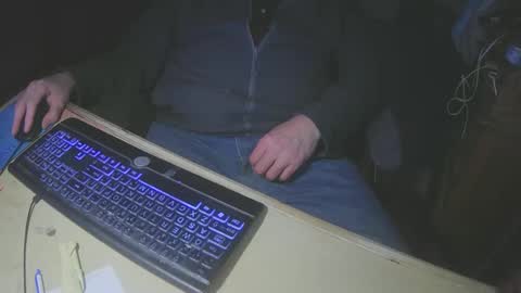 Snapshot of justme39057 chatting on 02-07-25, 08:31 Justme39057 online show from 02-07-25, 08:31