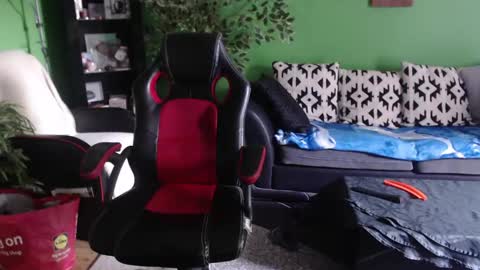 Justme online show from 05-25-26, 05:30