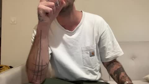 Snapshot of justmeandyou00 chatting on 12-06-24, 02:49 justmeandyou00 online show from 12-06-24, 02:49