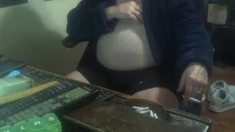 justmeohio online show from 12-20-25, 02:18