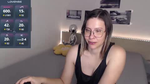 Julie online show from 01-24-25, 05:10