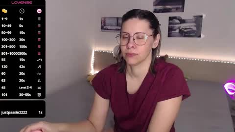 Julie online show from 02-17-26, 04:53