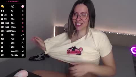 Julie online show from 05-30-26, 04:09