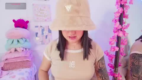 Emy online show from 09-16-25, 12:00