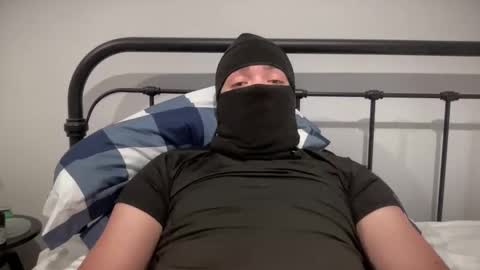 Snapshot of justsoboredlol chatting on 10-25-25, 05:37 justsoboredlol online show from 10-25-25, 05:37