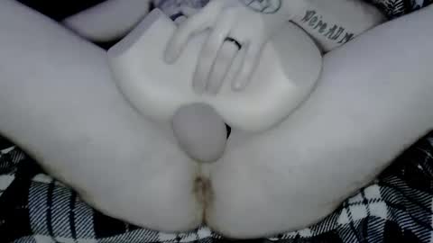 Tyler online show from 10-25-25, 04:46