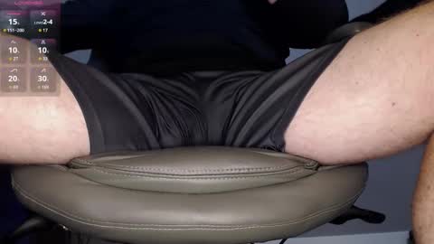 Snapshot of justuraveragedaddy chatting on 09-30-25, 09:09 justuraveragebater online show from 09-30-25, 09:09