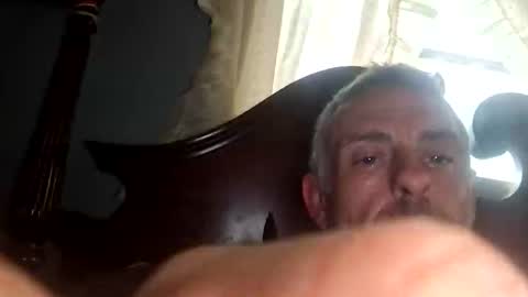 justwant2strokeit online show from 03-12-26, 08:15