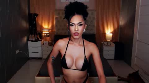 Snapshot of jynxocean chatting on 12-20-25, 03:02 Jynx online show from 12-20-25, 03:02