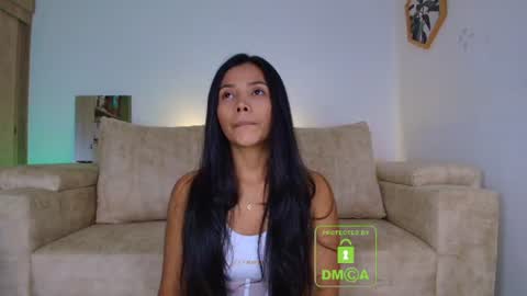 Snapshot of k4ymull3r_ chatting on 06-10-26, 11:35 Kayli online show from 06-10-26, 11:35